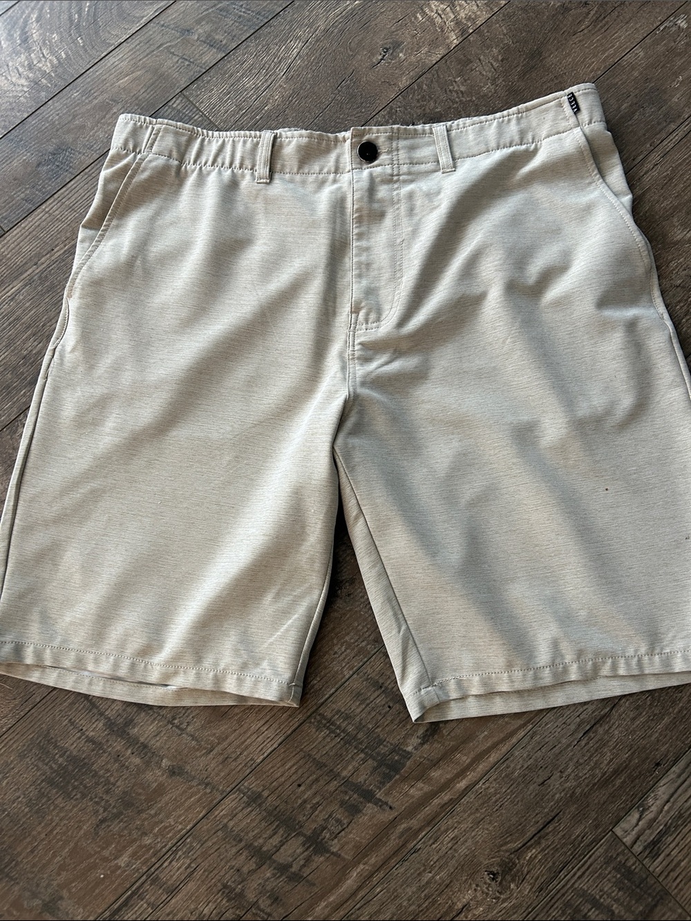 Veece from Buckle Men's Flat Front Tan Shorts with Clean Finish size 36 Like New